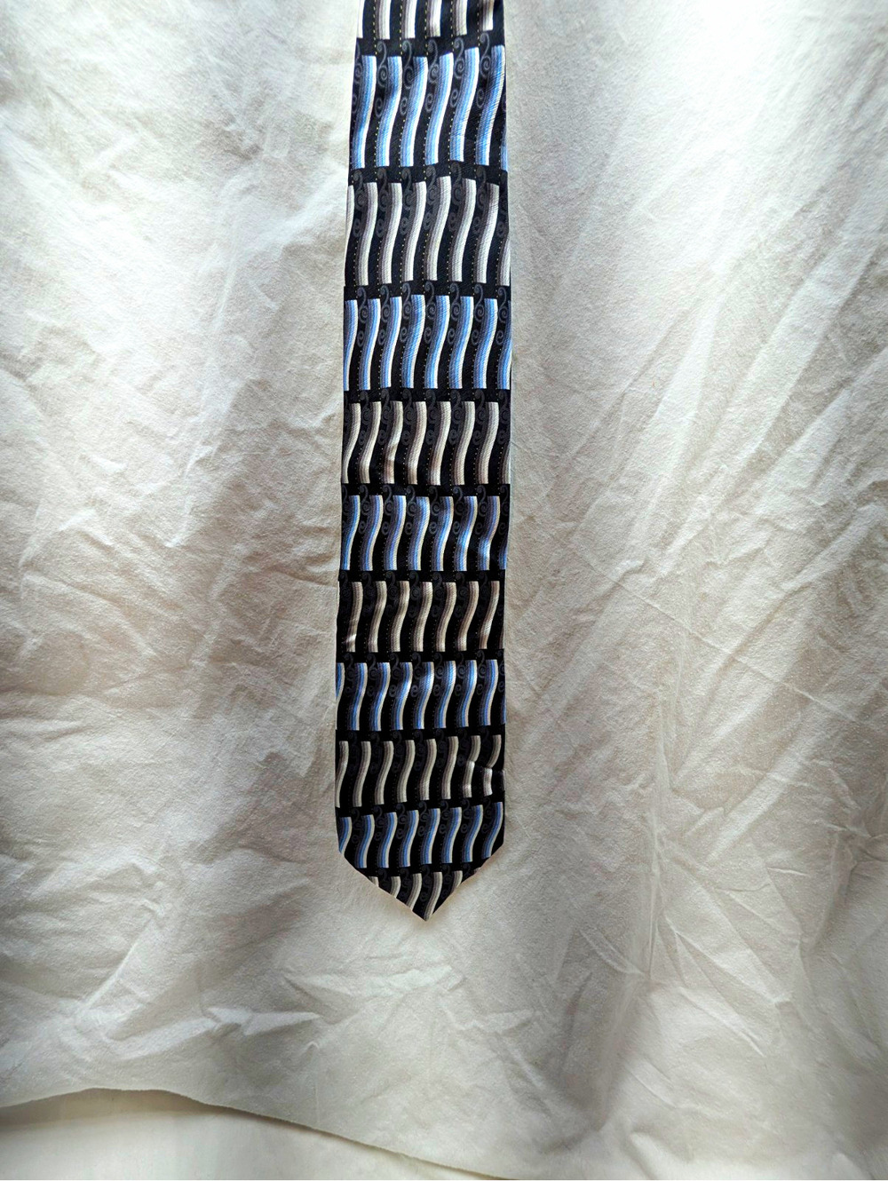 Bergamo New York Men's 100% Silk Black Blue Gray White Striped Classic Tie